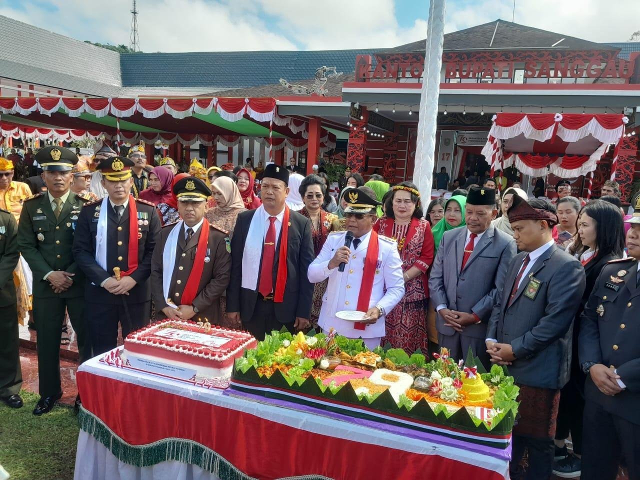 Perayaan HUT RI ke-79 di Kabupaten Sanggau berlangsung sangat meriah