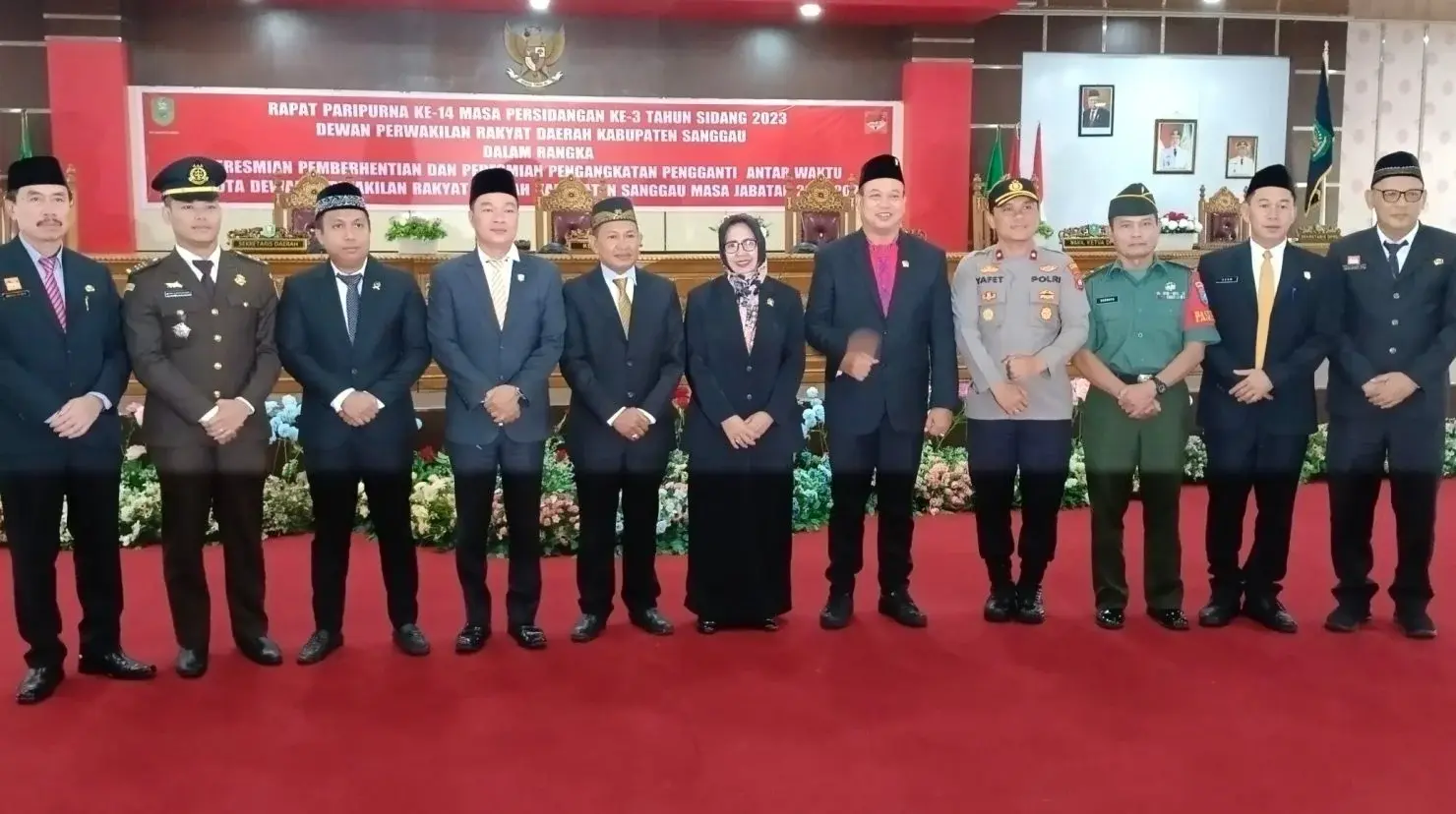 Ketua DPRD Kabupaten Sanggau Lantik Ibu Yunita sebagai Anggota DPRD PAW