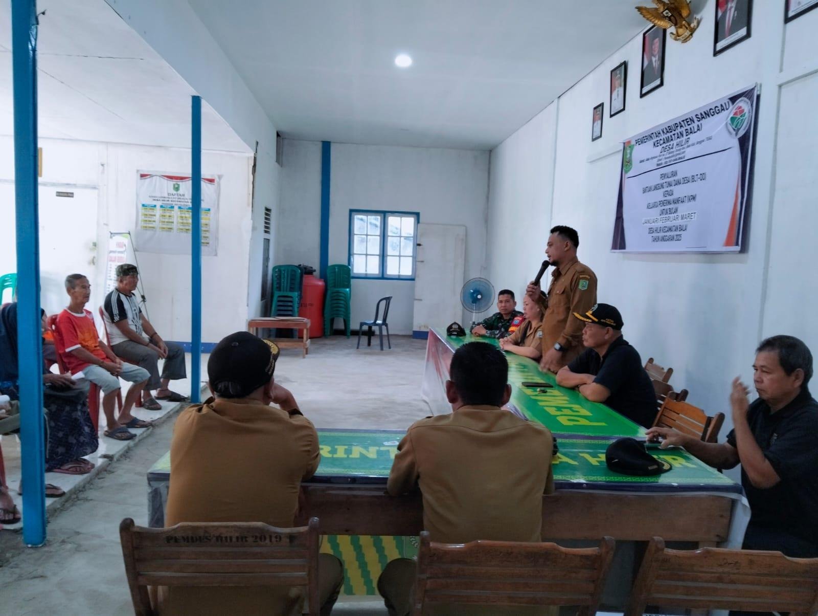 Penyaluran BLT Dana Desa Tahun 2025 di Desa Hilir Berjalan Kondusif