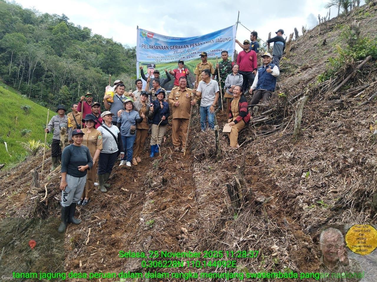 Kepala Desa Peruan Dalam Apresiasi Antusiasme Warga pada Kegiatan Tanam Jagung Perdana