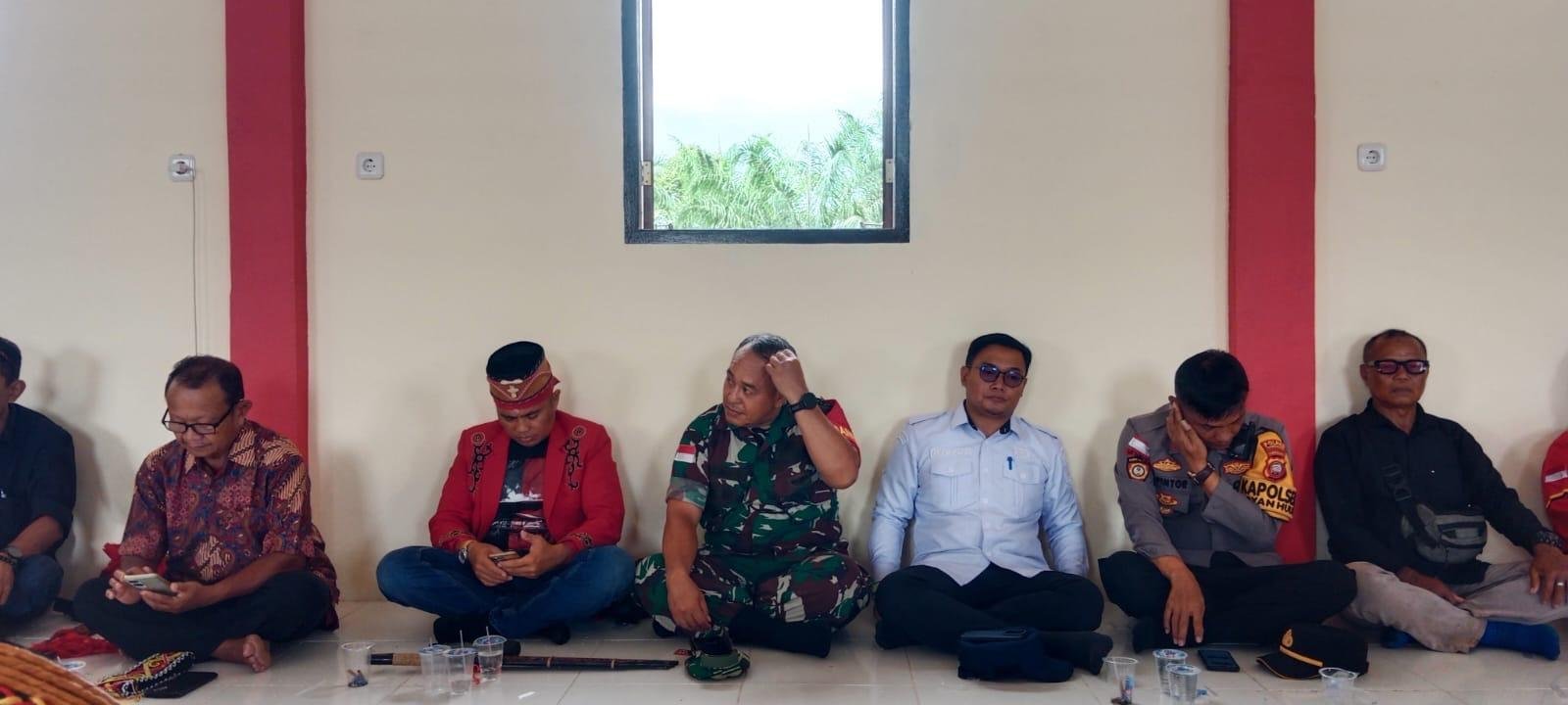 Nama Baik Pulih! Ketua DAD Tayan Hulu Tegakkan Marwah Lembaga Melalui Sanksi Adat
